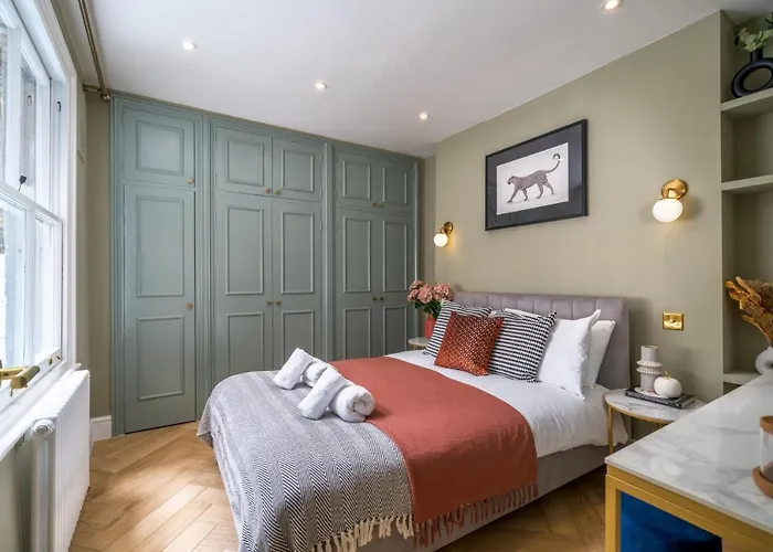 Victorian Blue - 2 Bedroom Flat Pimlico