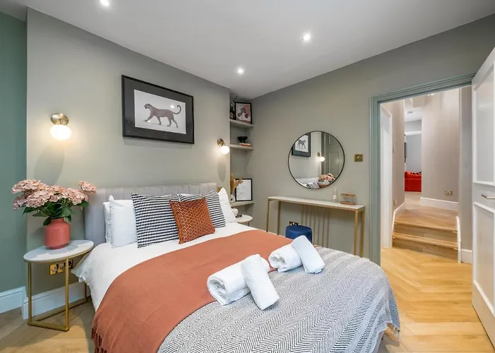 Victorian Blue - 2 Bedroom Flat Pimlico